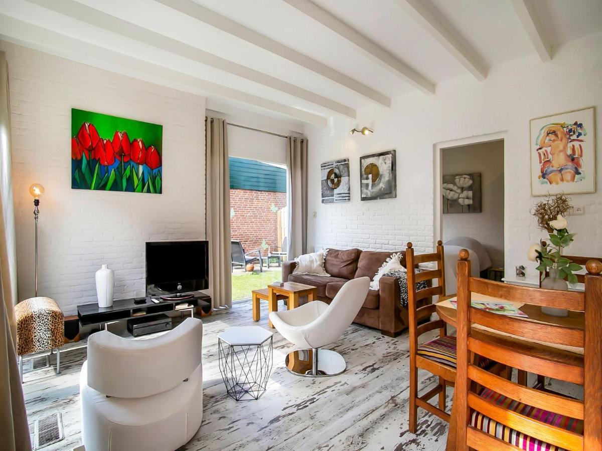 Lovely Bungalow In Noordwijkerhout With Garden Extérieur photo