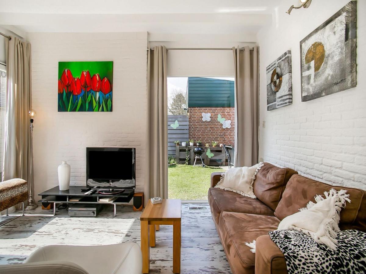 Lovely Bungalow In Noordwijkerhout With Garden Extérieur photo